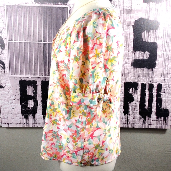 LC Lauren Conrad Floral Button Up Blouse - Picture 2 of 5